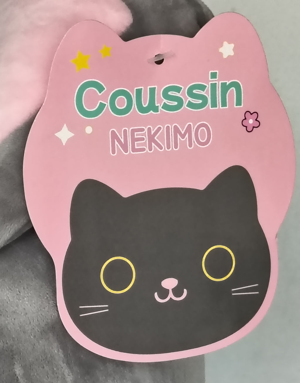 Coussin Peluche Chat Gris – Tête de Chat Velours Doux Yeux Jaunes